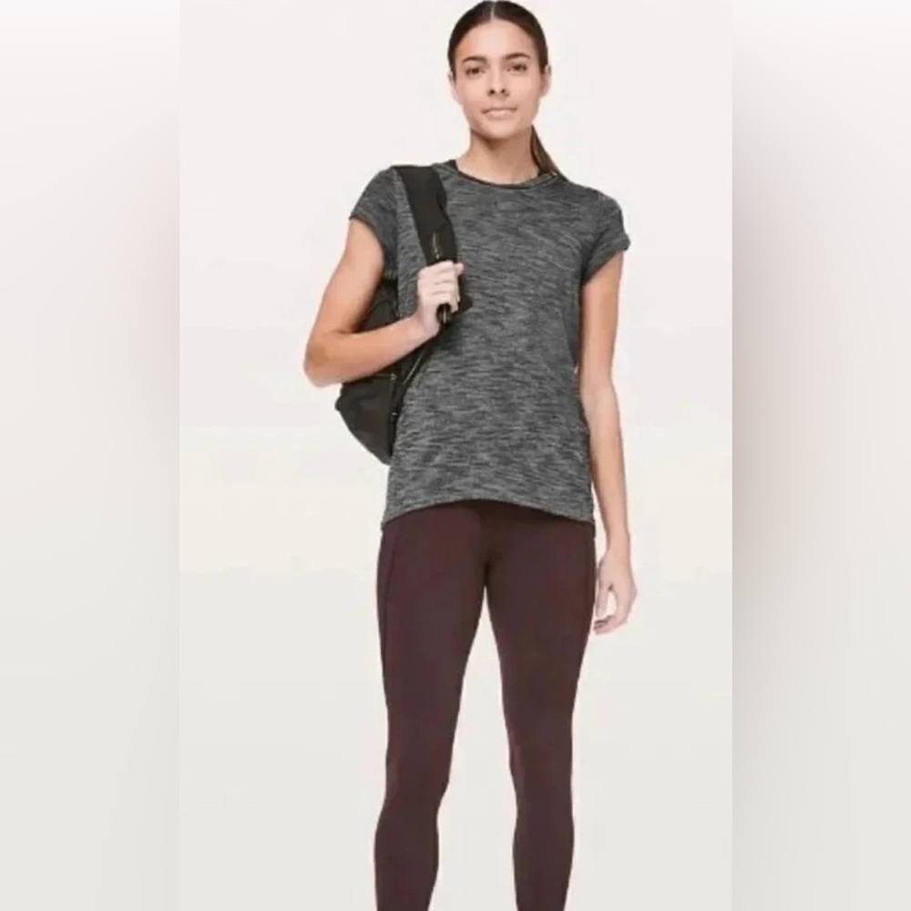 * Lululemon Another Mile Space Dye Short Sleeve Tee SZ 4 *